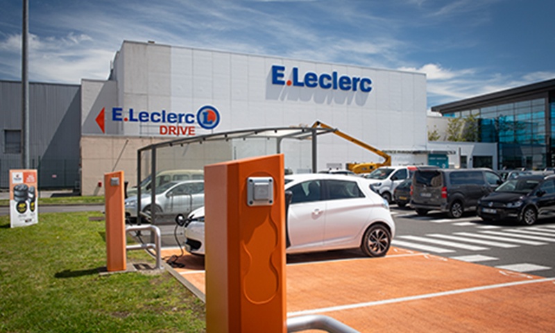 Centre Leclerc Pau Tempo - Services - Borne de rechargement électrique