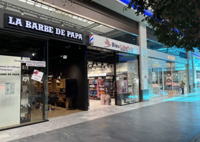 Enseigne de coiffure La Barbe de Papa et Bleu Libellule Tempo Le Centre